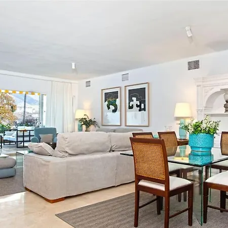 Apartment 3 Bedroom On Golden Mile