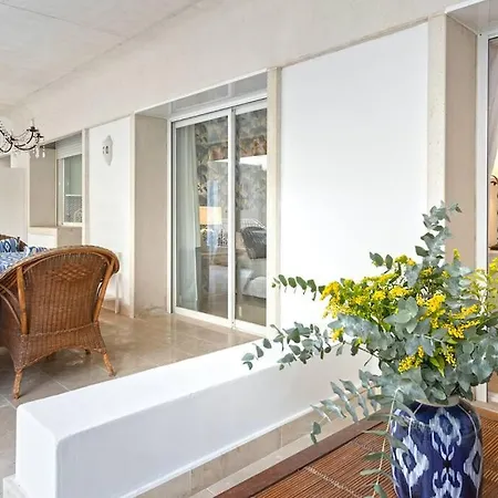 3 Bedroom On Golden Mile Apartment Marbella